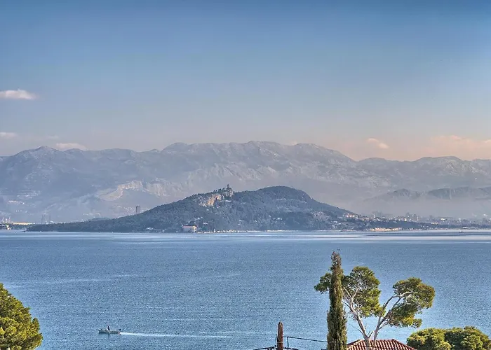 Aquamarin - Premium Seaview Apartment