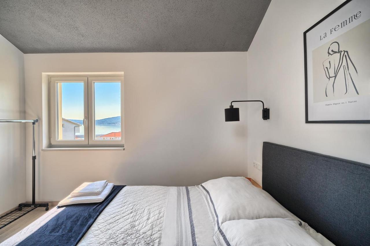 Aquamarin - Premium Seaview Apartment Slatine